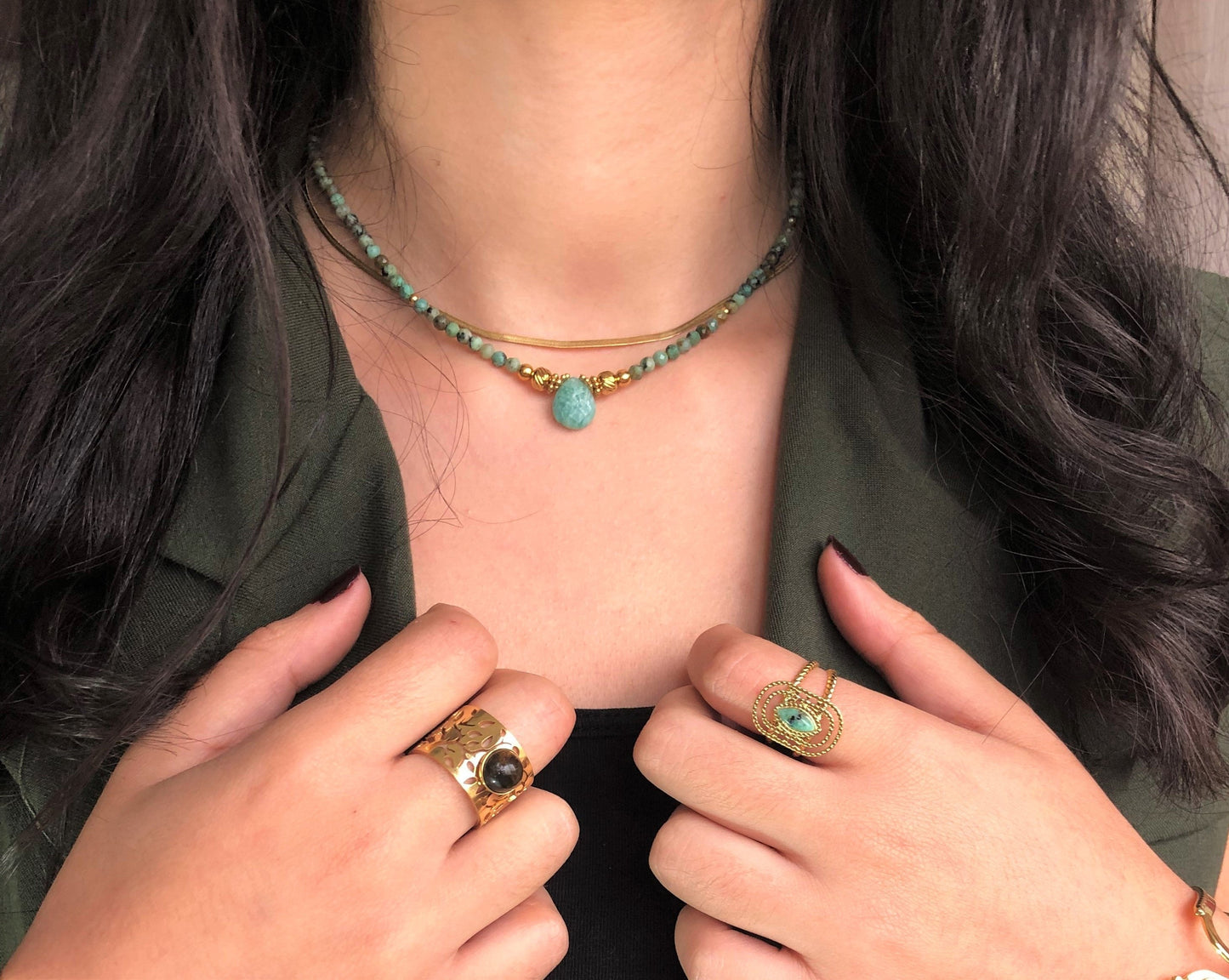 Collier Nia M E N I Z A