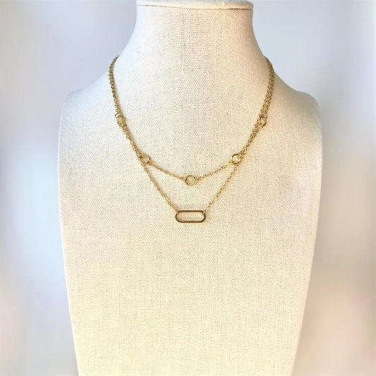 Collier Carissa M E N I Z A